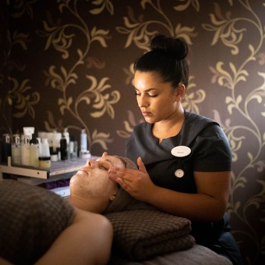 spas oxford - heythrop hotel